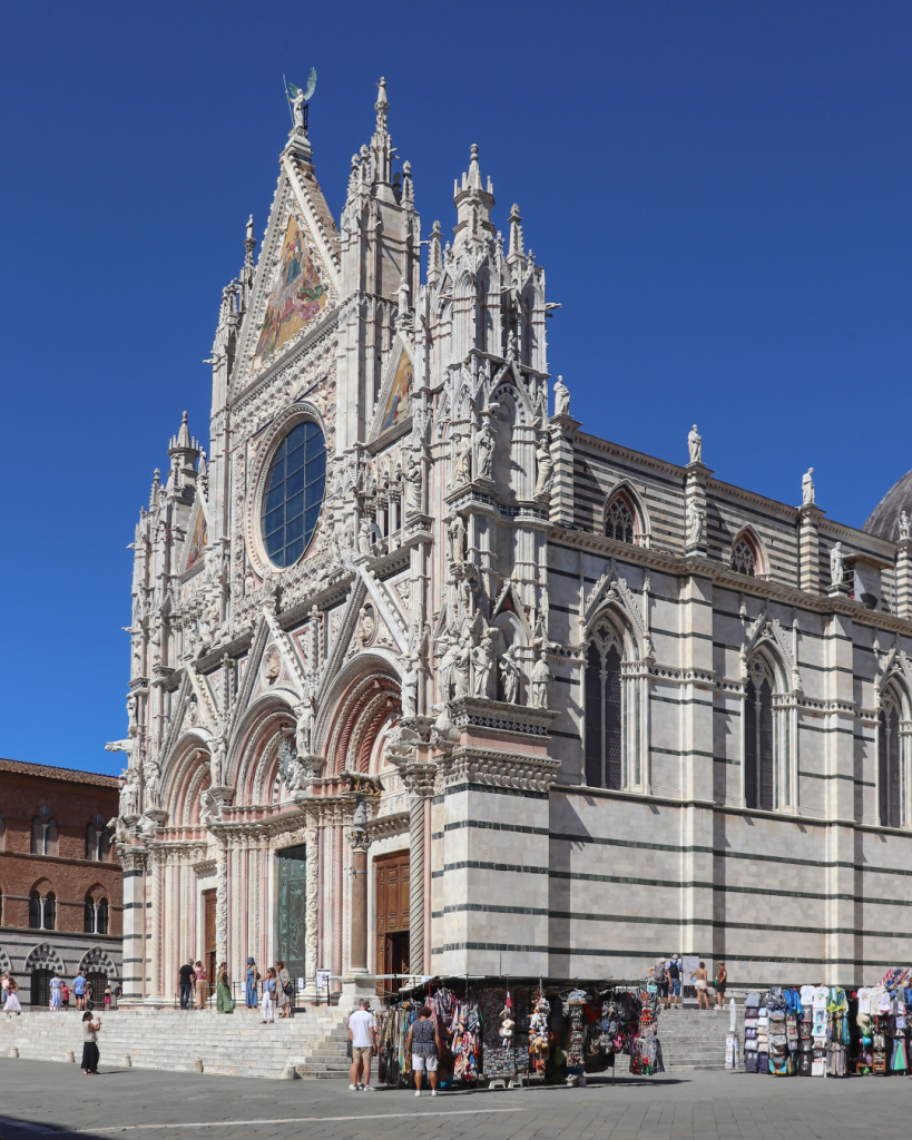 evidenza Siena e il pavimento del Duomo cm viaggi tour operator