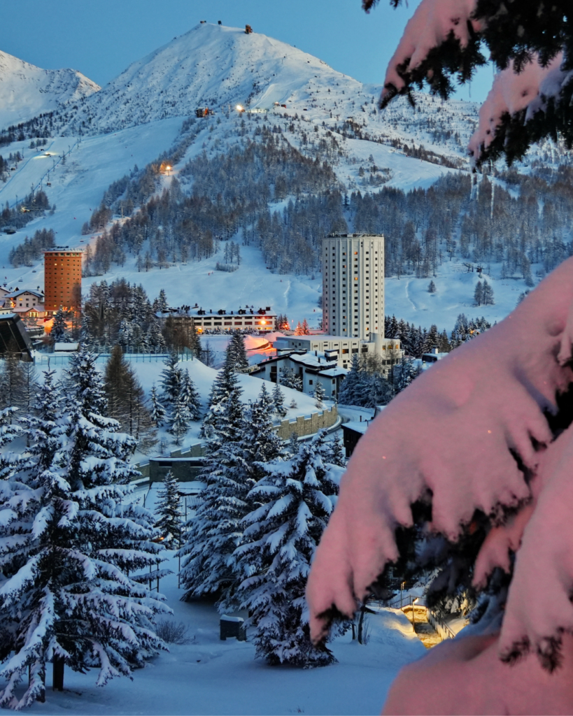 evidenza 12_23 SM Natale sulla neve a Sestriere CM viaggi tour operator